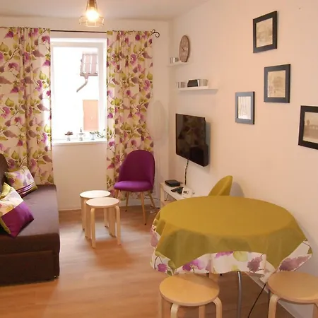Welcome Apartment *